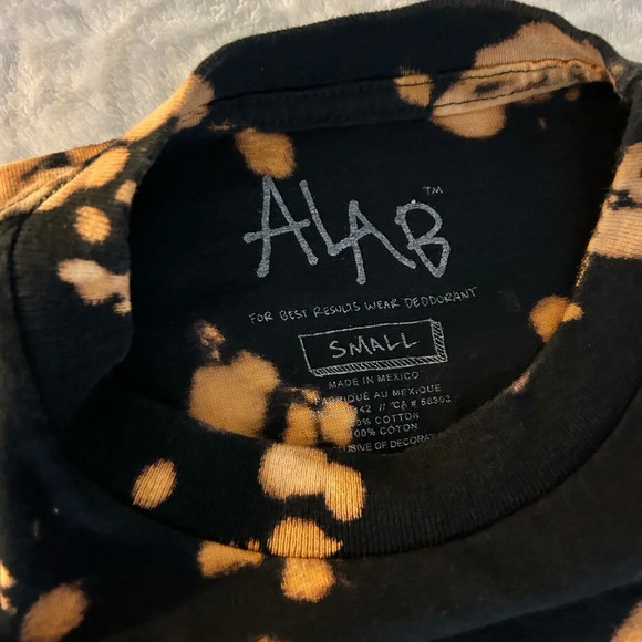 A. Lab Magic Mushrooms T-Shirt - Picture 4 of 7